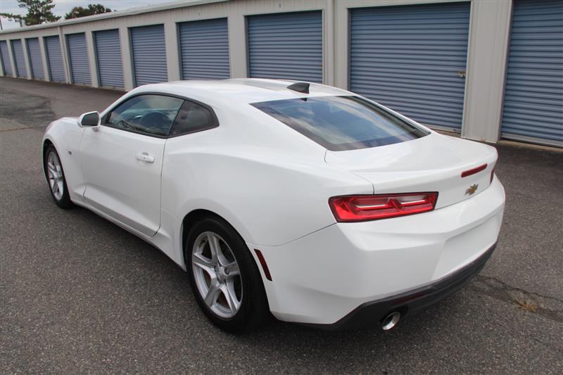 2017 Chevrolet Camaro 1LT - Photo 7