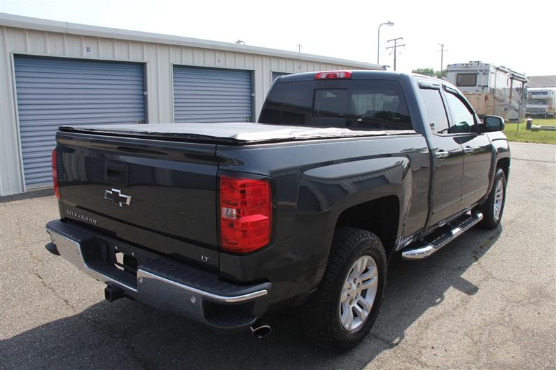 2017 Chevrolet Silverado 1500 LT - Photo 5