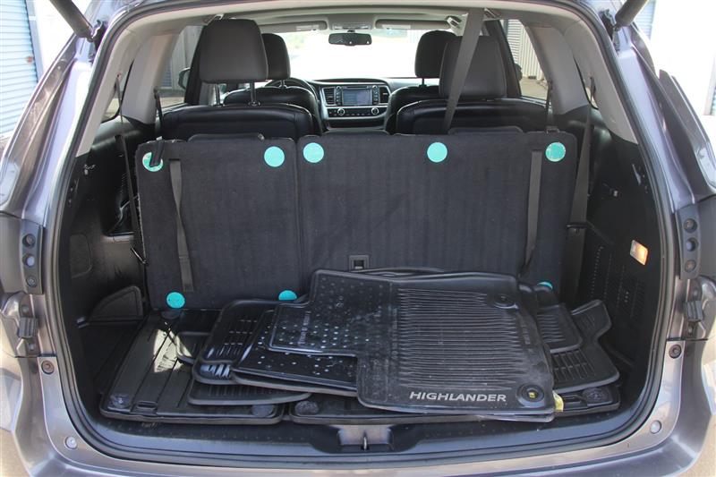 2014 Toyota Highlander Limited - Photo 11