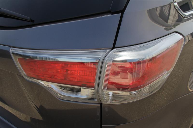 2014 Toyota Highlander Limited - Photo 13