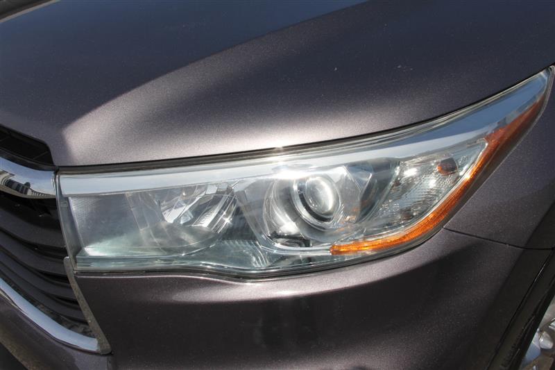 2014 Toyota Highlander Limited - Photo 14