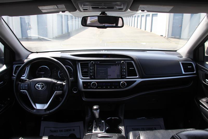 2014 Toyota Highlander Limited - Photo 26