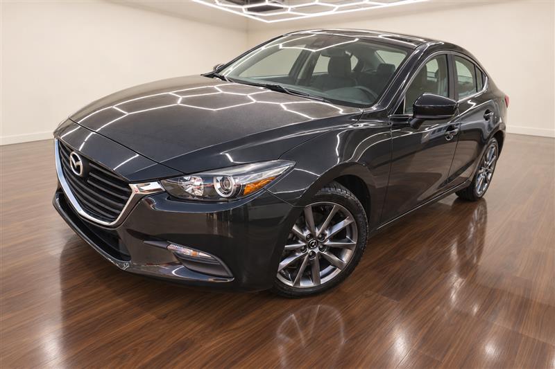 2018 MAZDA MAZDA3 4-DOOR Touring