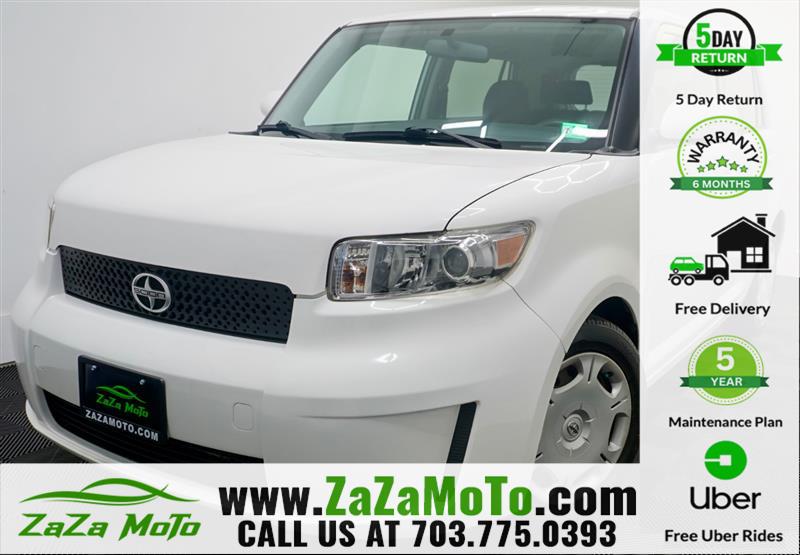 Super White 2009 Scion xB Base Wagon Front-Wheel Drive Manual
