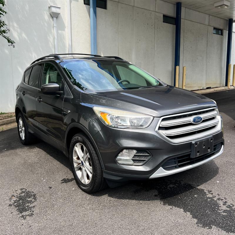 2018 Ford Escape SE - Photo 3