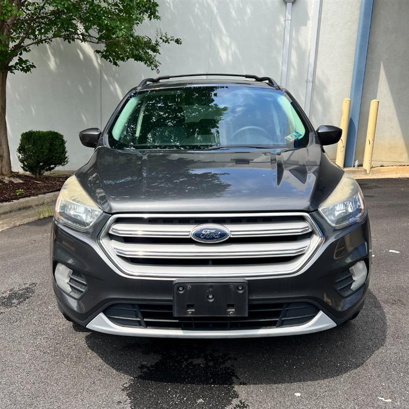 2018 Ford Escape SE - Photo 2