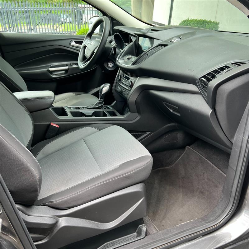 2018 Ford Escape SE - Photo 13