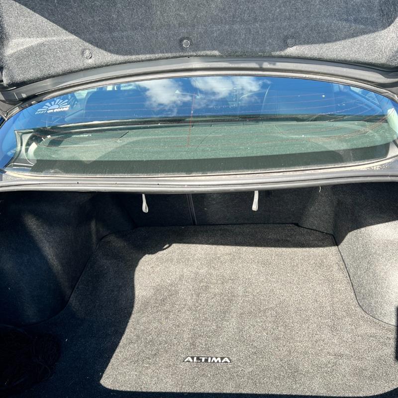 2012 Nissan Altima SR - Photo 10