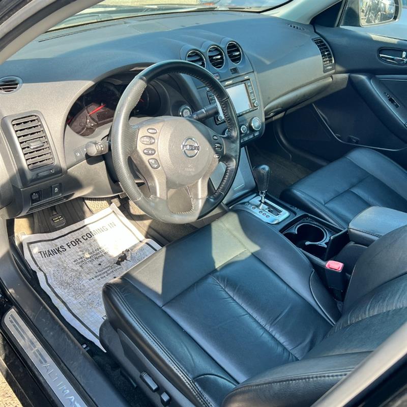 2012 Nissan Altima SR - Photo 8