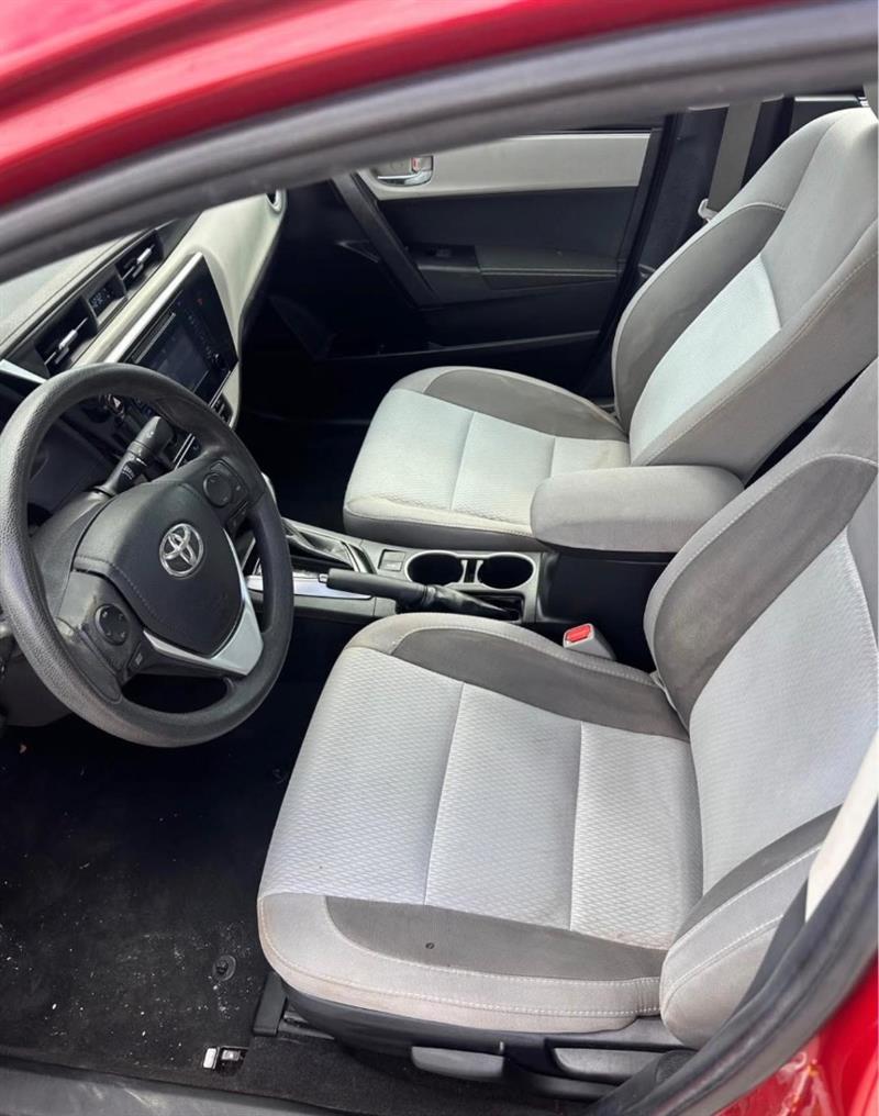 2018 Toyota Corolla LE - Photo 7