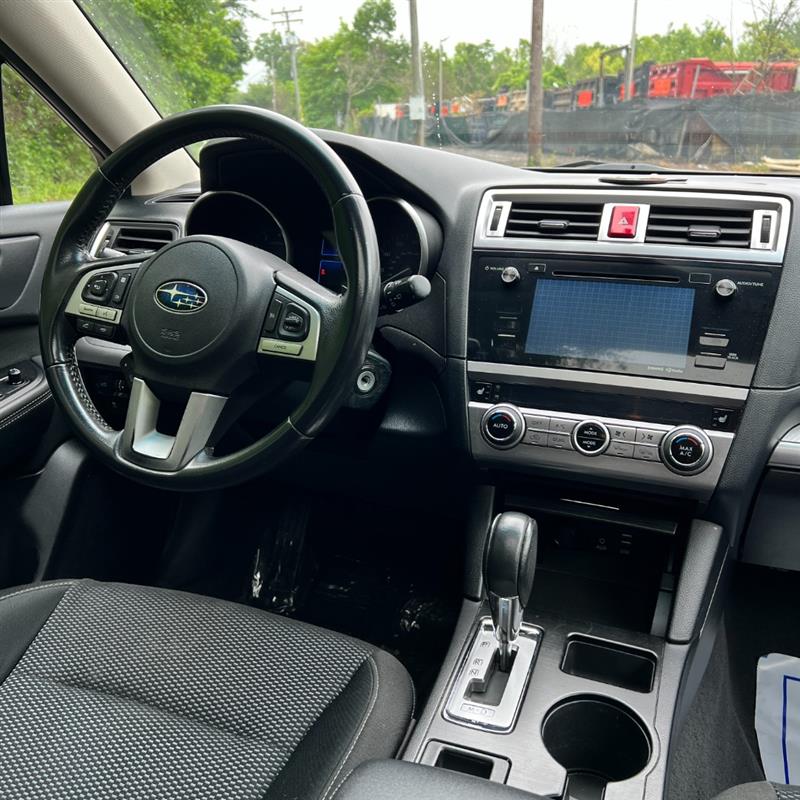 2017 Subaru Outback Premium - Photo 18