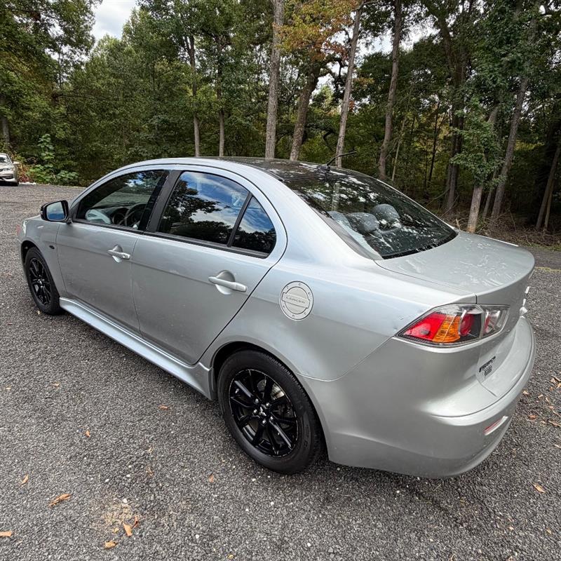 2017 Mitsubishi Lancer LE - Photo 2