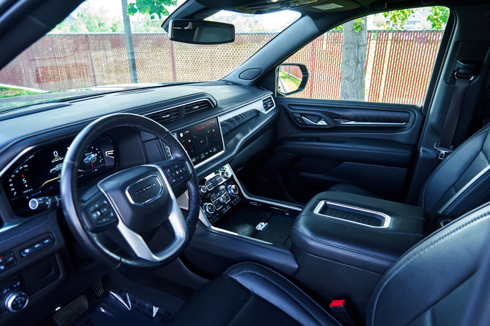 2022 GMC Yukon XL Denali - Photo 10