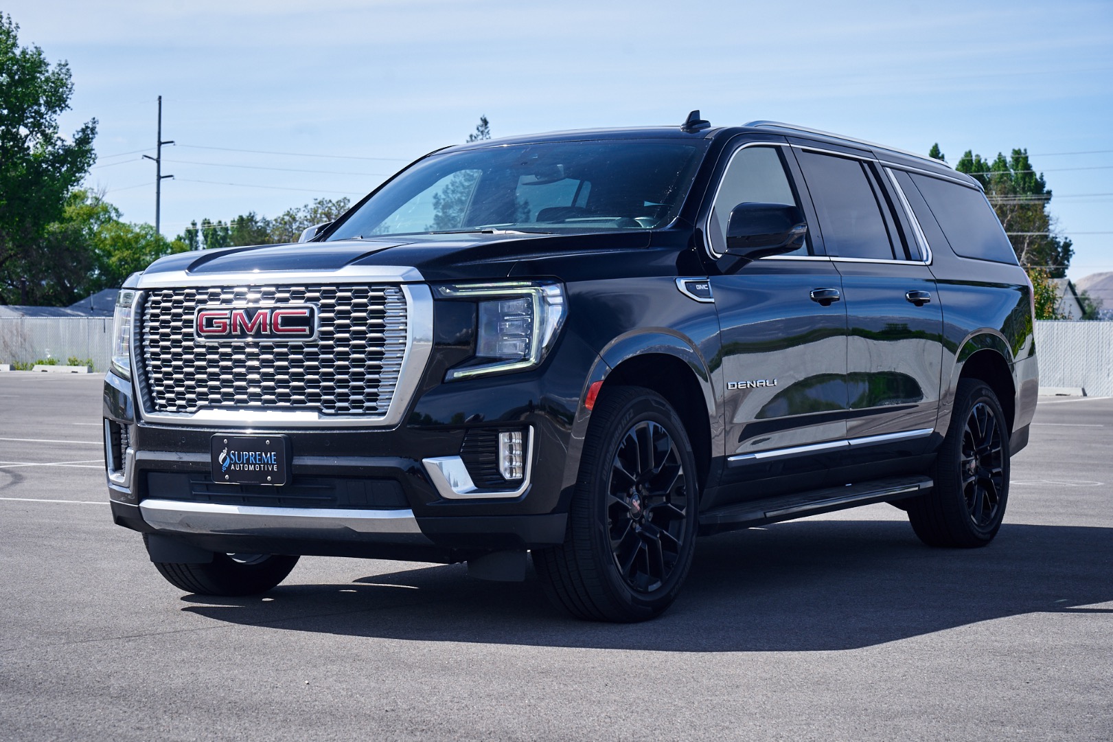 2022 GMC Yukon Denali AWD's photo