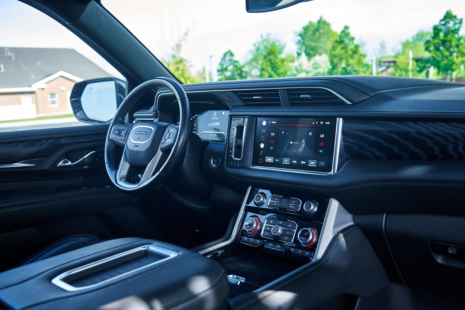 2022 GMC Yukon XL Denali - Photo 20