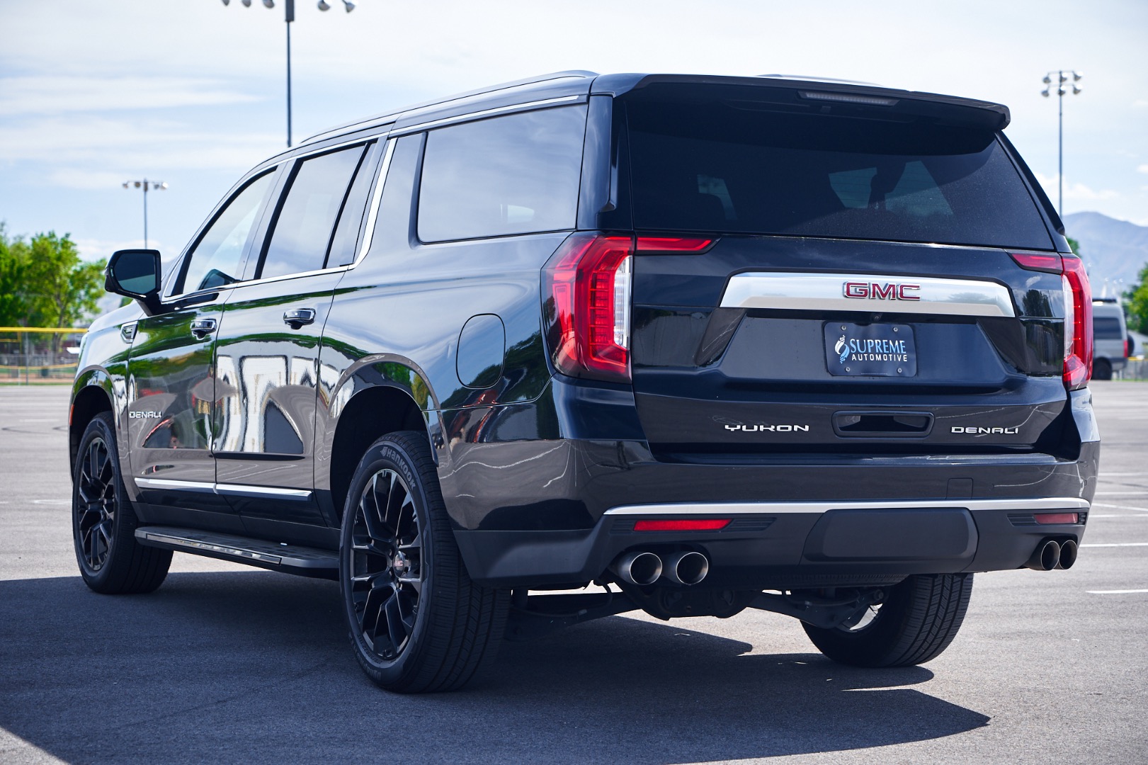 2022 GMC Yukon XL Denali - Photo 7
