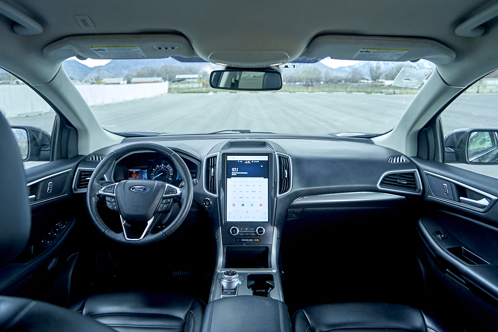 2022 Ford Edge SEL - Photo 16