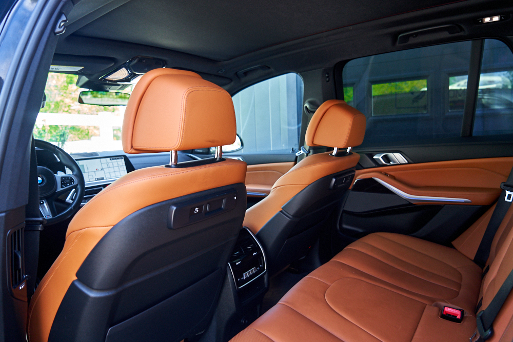 2021 BMW X5 M50i - Photo 13