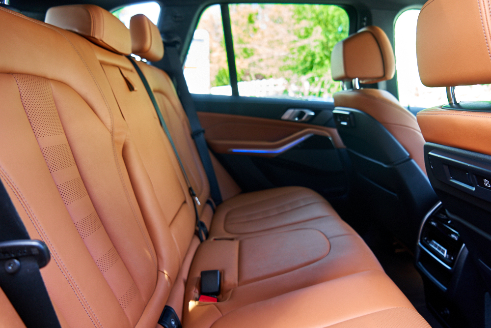 2021 BMW X5 M50i - Photo 16