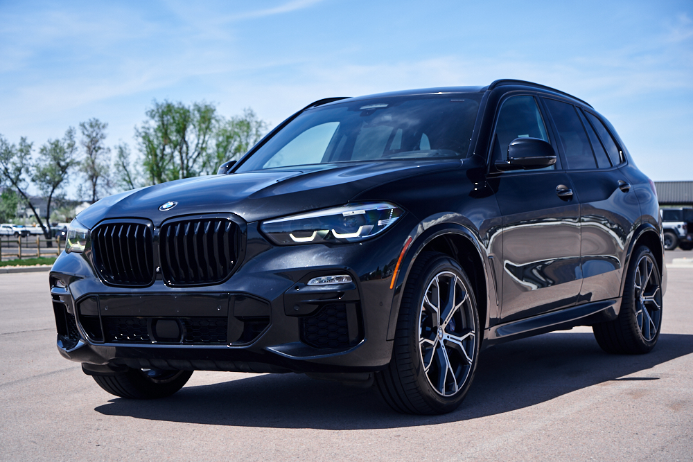 2021 BMW X5 M50i - Photo 2