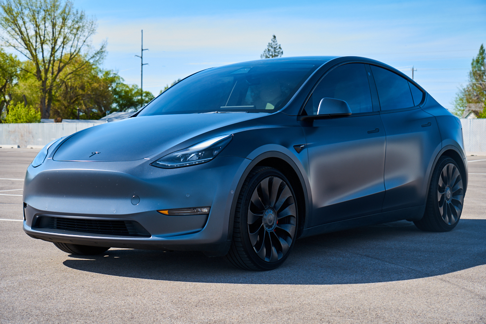 2022 Tesla Model Y Performance Dual Motor All-Wheel Drive's photo