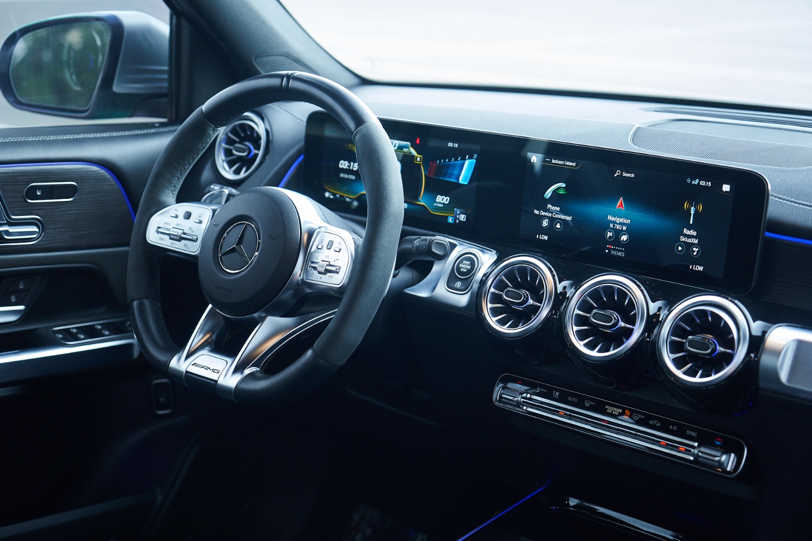2022 Mercedes-Benz GLB AMG GLB35 - Photo 13