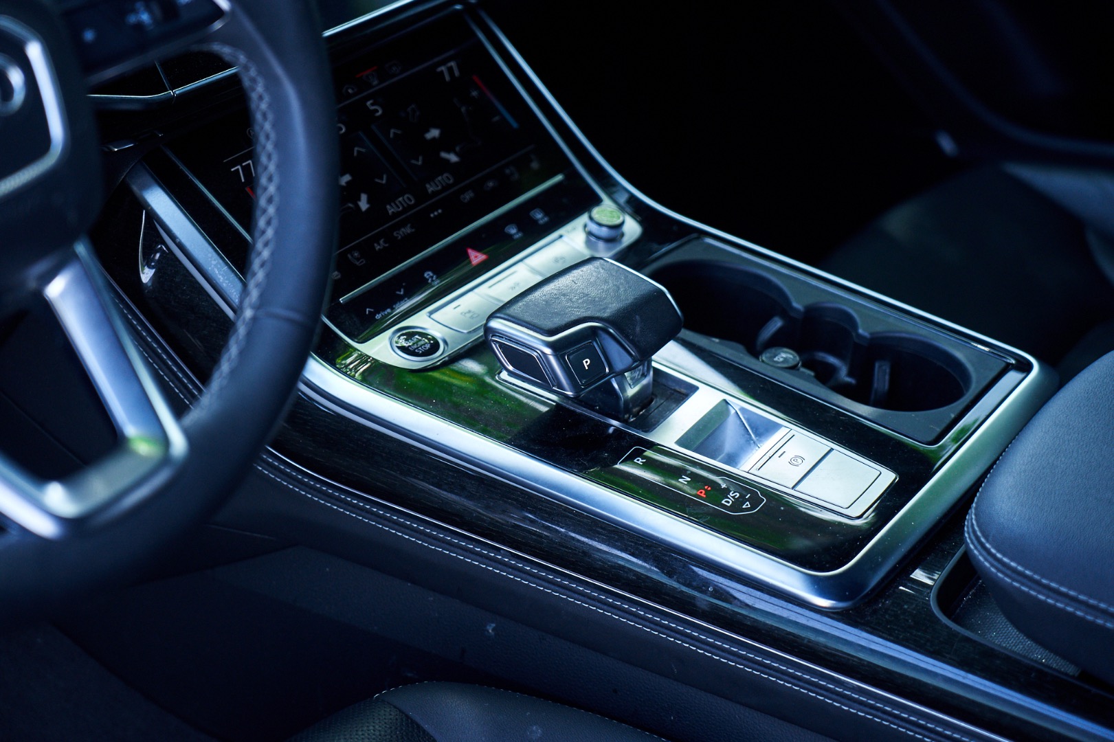 2023 Audi Q8 Prestige - Photo 11