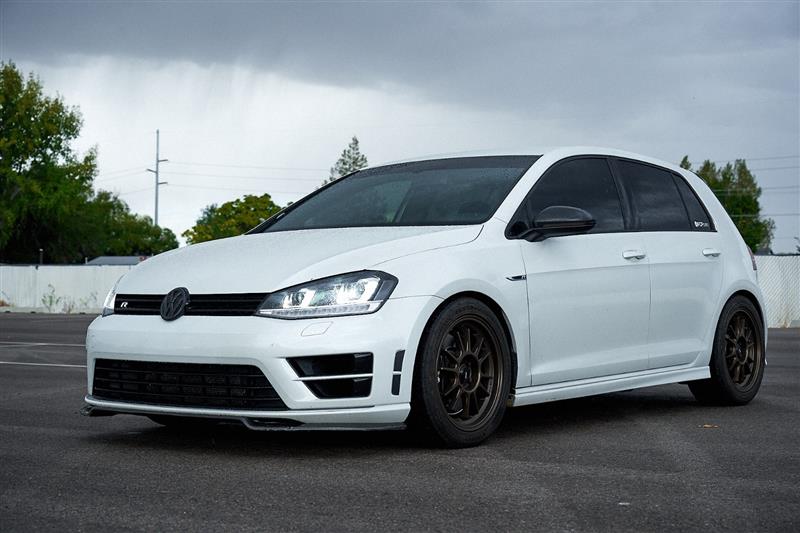 2016 VOLKSWAGEN GOLF R 