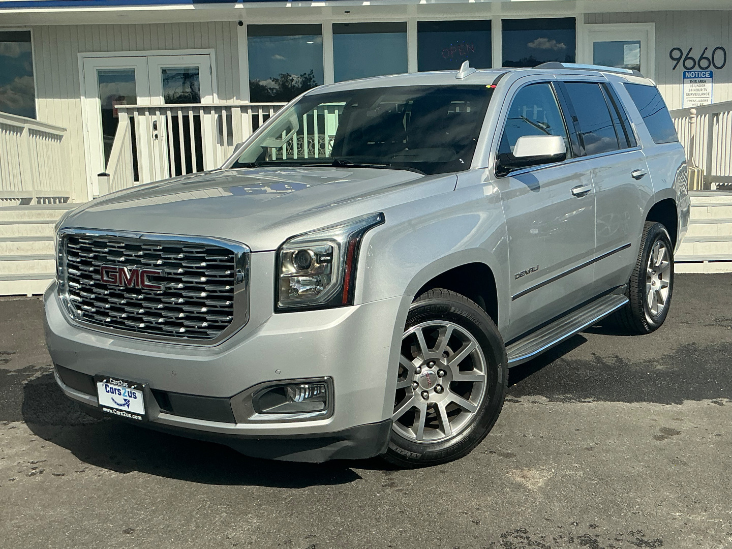 2018 GMC Yukon 4WD Denali's photo