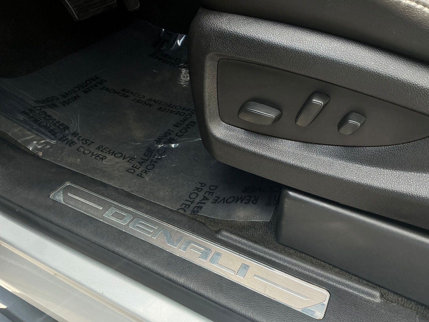 2018 GMC Yukon Denali - Photo 47