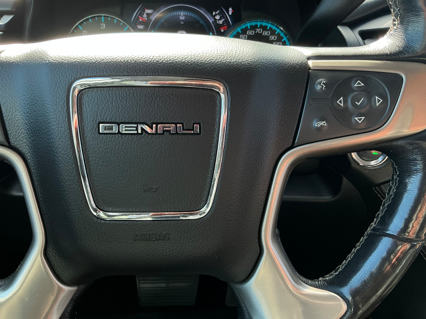 2018 GMC Yukon Denali - Photo 63