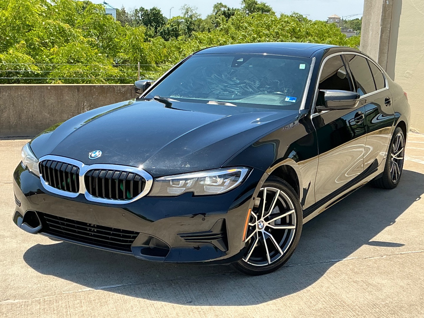 2020 BMW 3 Series 330i xDrive Sedan's photo