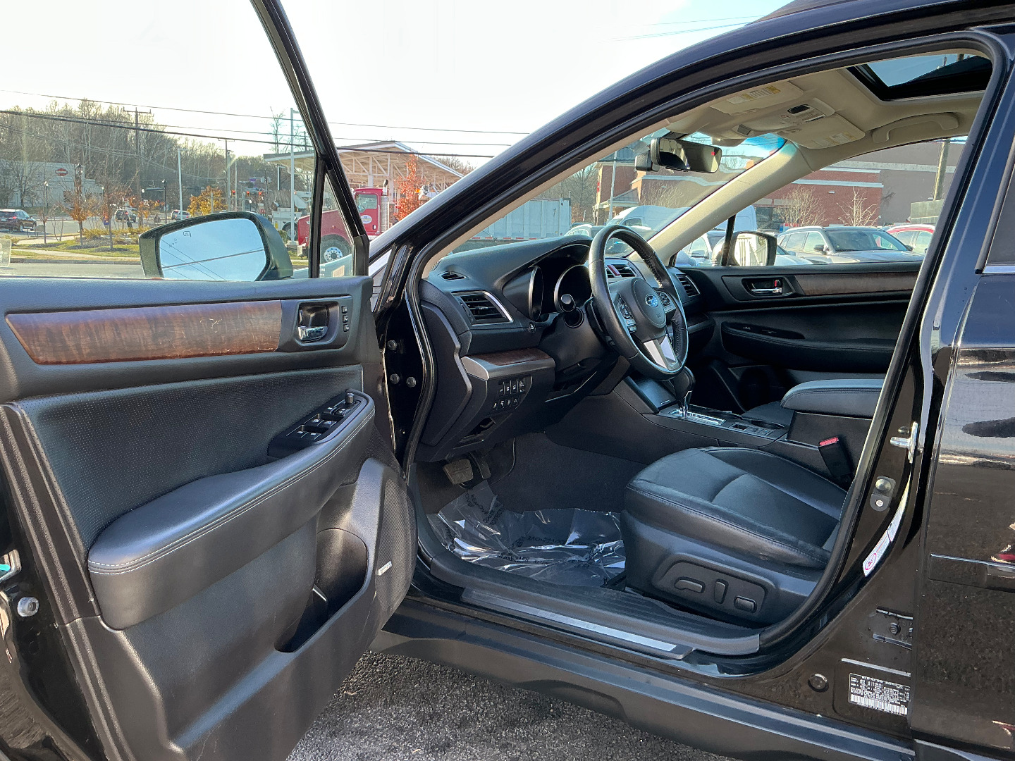 2017 Subaru Outback Limited - Photo 39