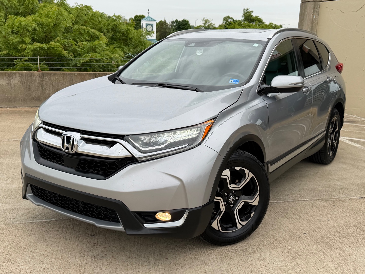 2017 Honda CR-V Touring 2WD's photo