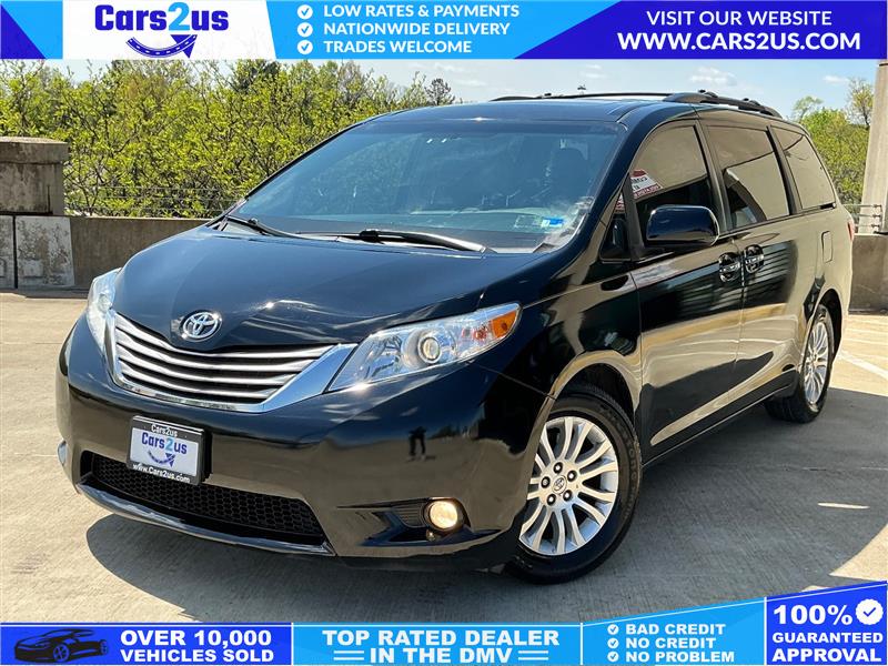 2016 TOYOTA SIENNA Q grade
