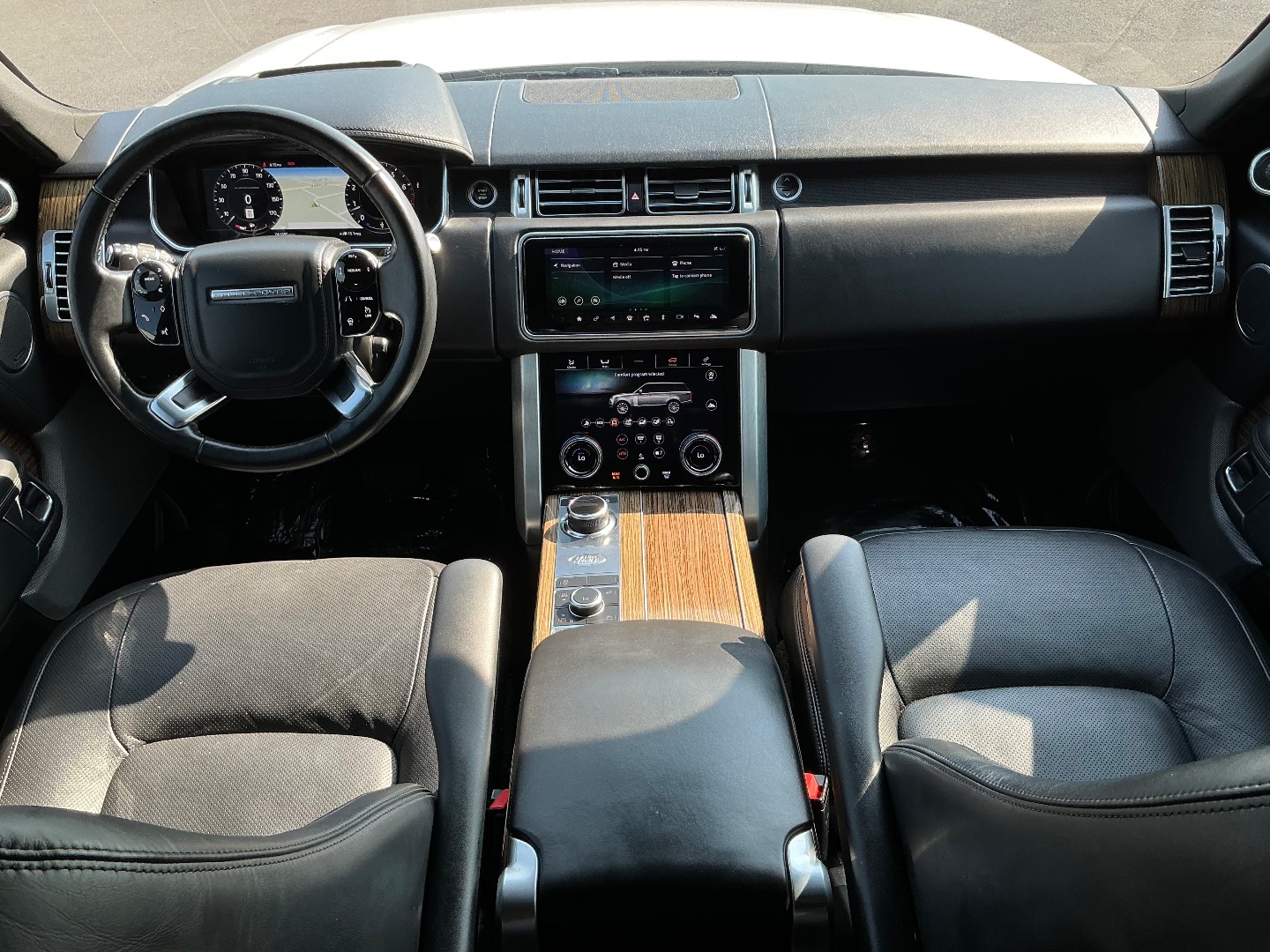 2018 Land Rover Range Rover Supercharged - Photo 31