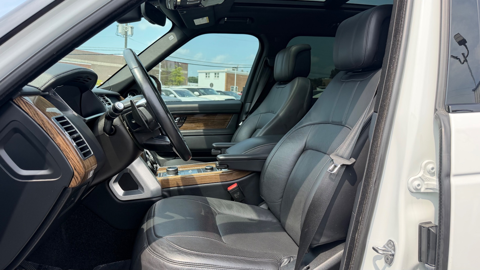 2018 Land Rover Range Rover Supercharged - Photo 43
