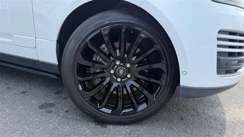 2018 Land Rover Range Rover Supercharged - Photo 28