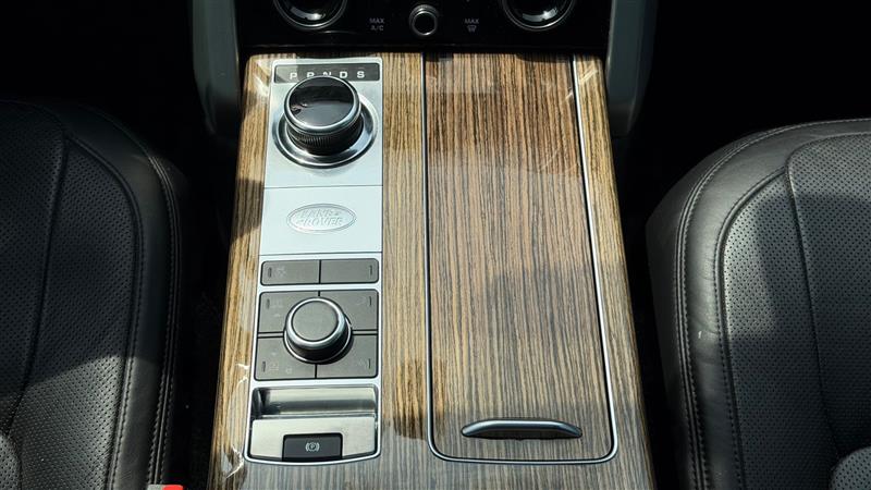 2018 Land Rover Range Rover Supercharged - Photo 54