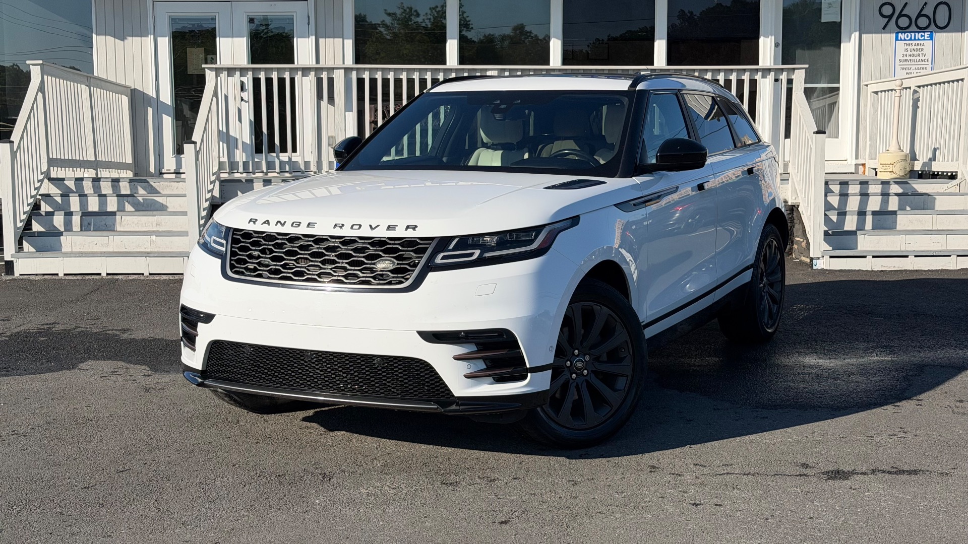 2018 Land Rover Range Rover Velar R-Dynamic SE Si4's photo