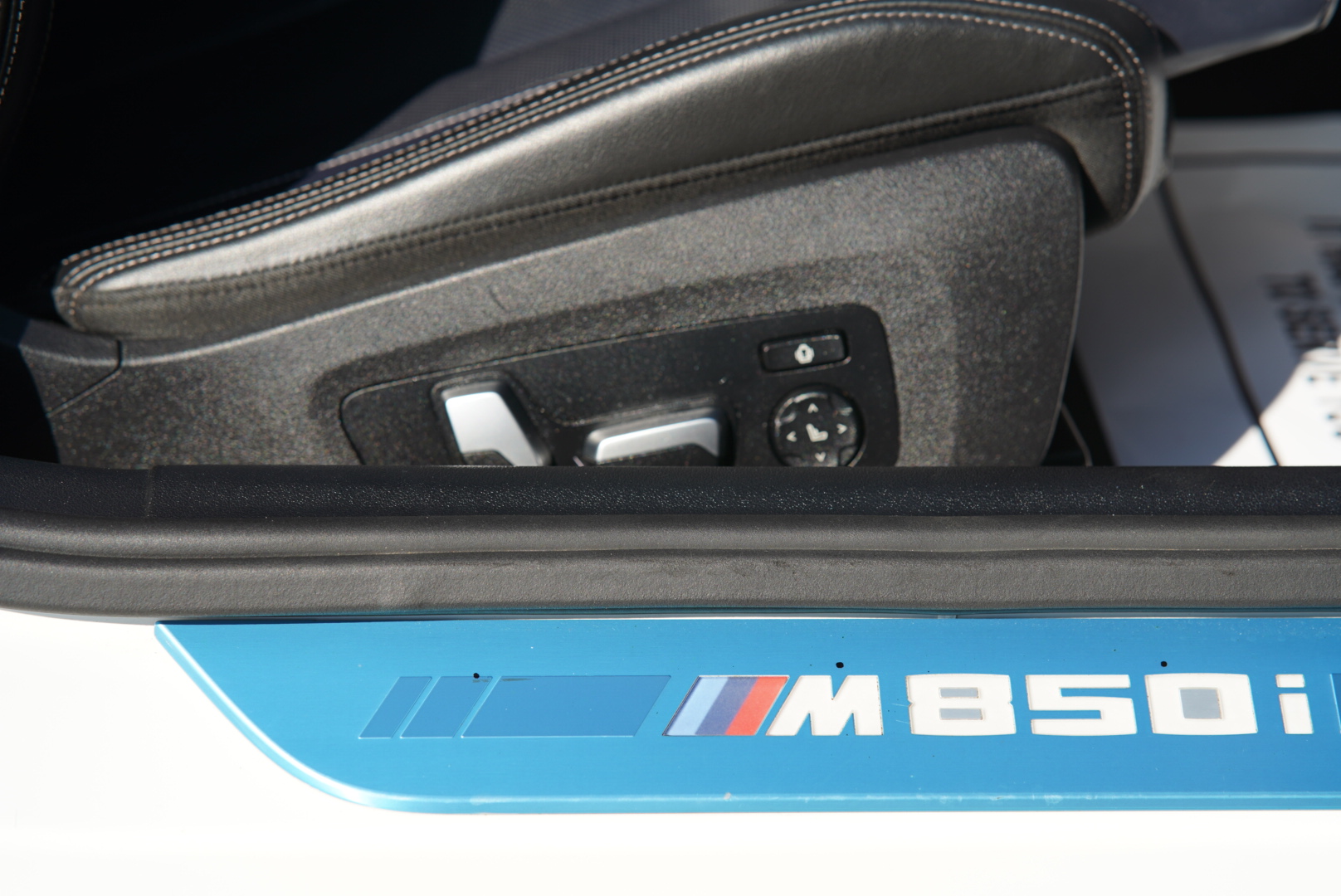 2020 BMW 8 Series M850i - Photo 217