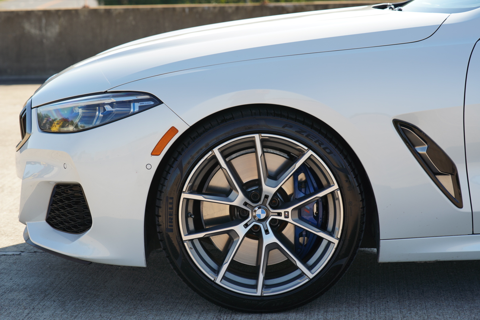 2020 BMW 8 Series M850i - Photo 37