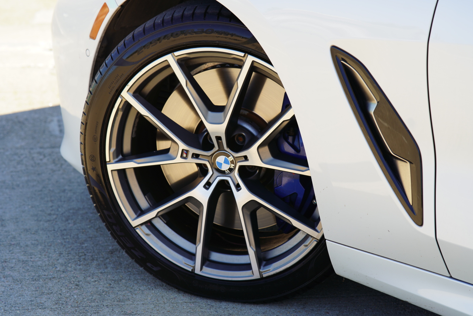 2020 BMW 8 Series M850i - Photo 55