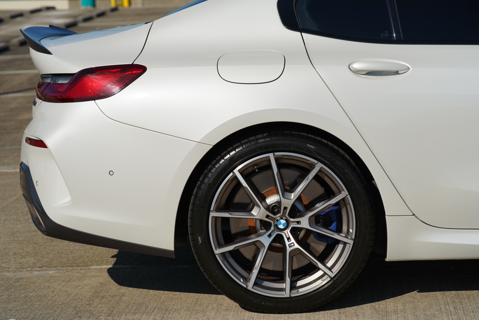 2020 BMW 8 Series M850i - Photo 65