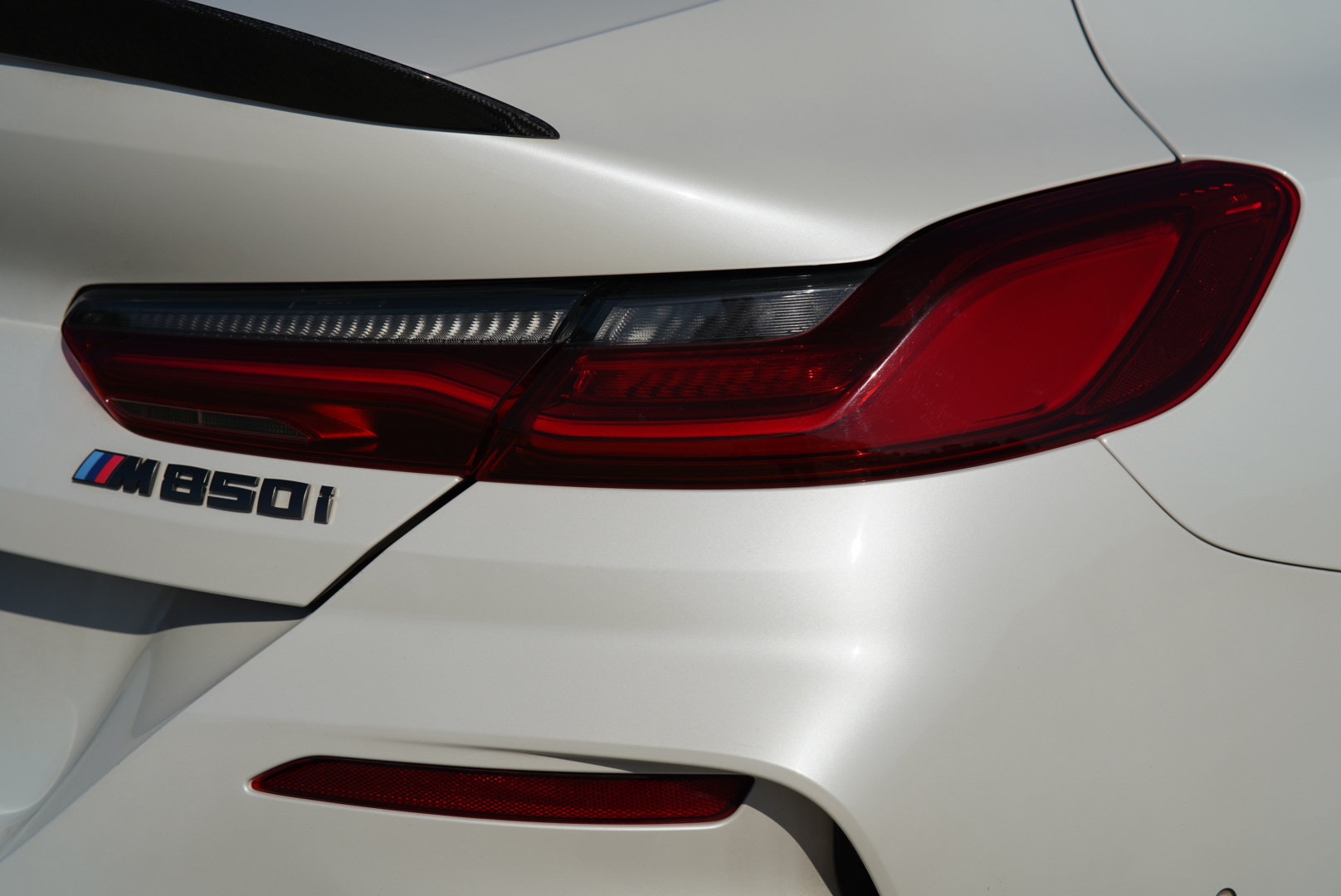 2020 BMW 8 Series M850i - Photo 109