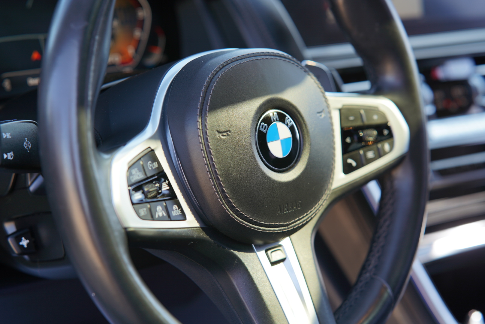 2020 BMW 8 Series M850i - Photo 151