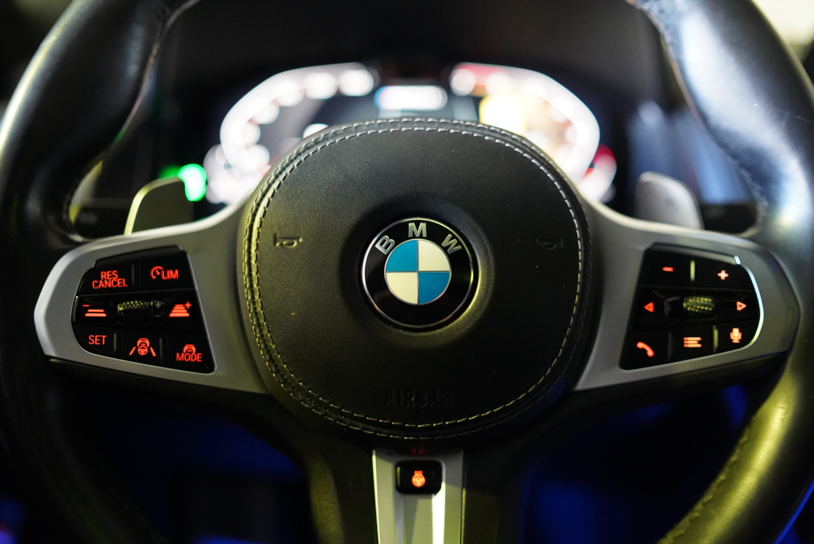 2020 BMW 8 Series M850i - Photo 159