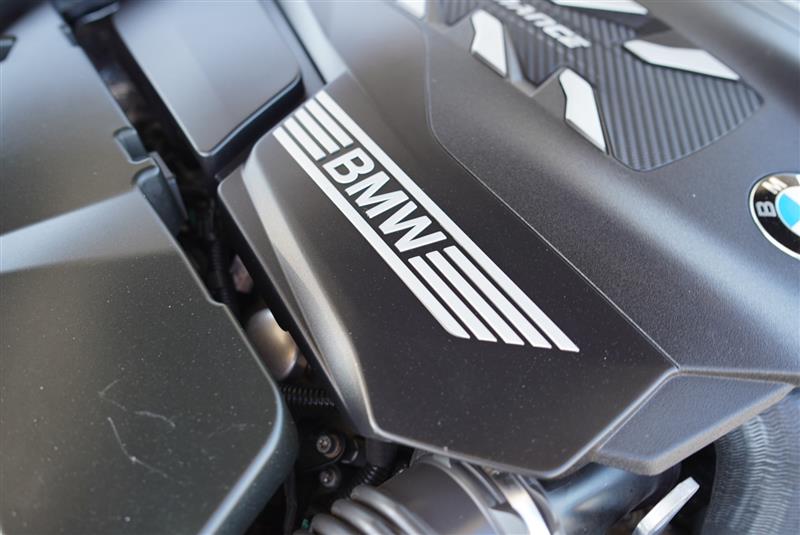 2020 BMW 8 Series M850i - Photo 240