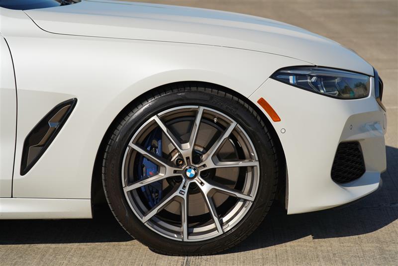 2020 BMW 8 Series M850i - Photo 40