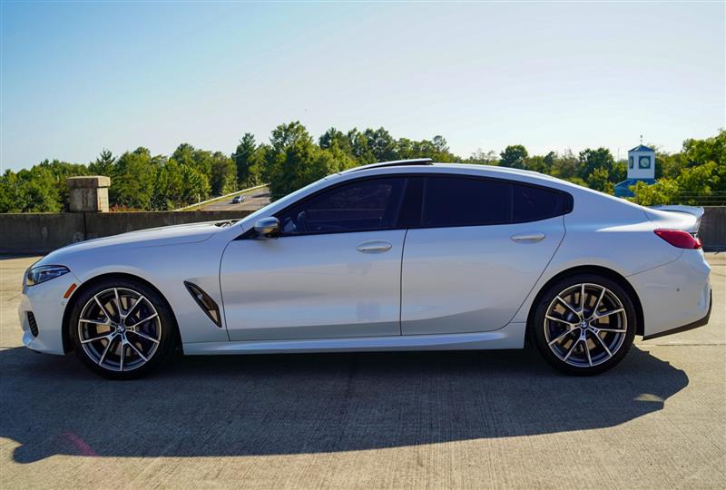 2020 BMW 8 Series M850i - Photo 6